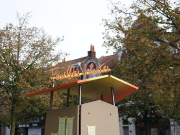 Feuilles Volantes, les petites annonces poétiques