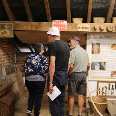 faubourg132_art_design_installation_artistique_residence_creation_participatif_cocreation_fabrique_machine_gaufre_france_belgique_ecomusee_ateliers_cocreation_steenwerck_2BD